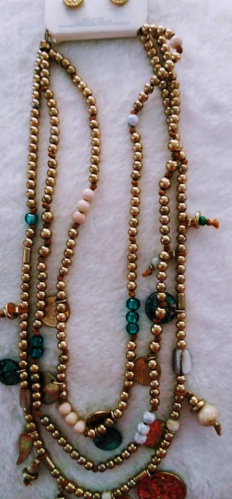 Necklace and earrings set